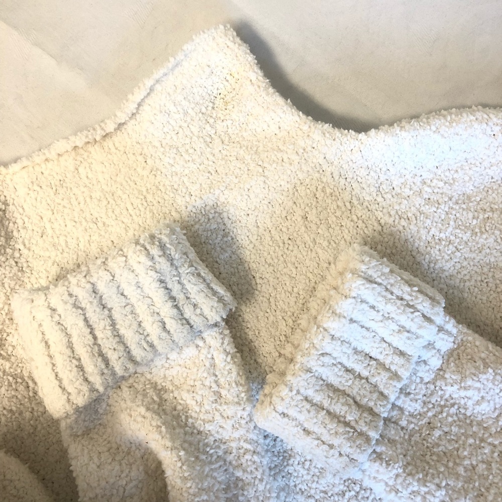 *SOLD*DO NOT PURCHASE*Ugg Sweater Top Cozy Teddy - Picture 3 of 5